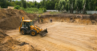 Разработка котлована Тейково стоимость за от 567 руб. м3 - заказать работы по копке и рытью котлованов | траншей